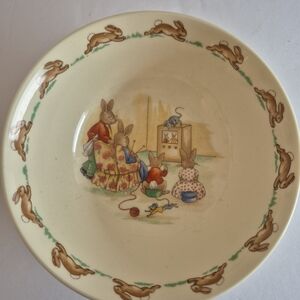 Vintage Bunnykins Royal Doulton Bowl: TV Time Bone China